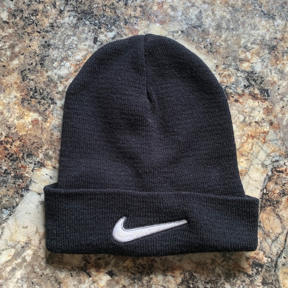 Nike Man’s OS Black Knit Hat